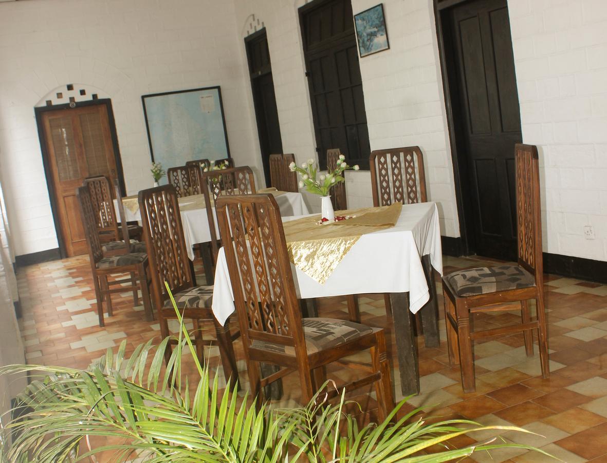 Ratnapura Rest House Hotel Ngoại thất bức ảnh